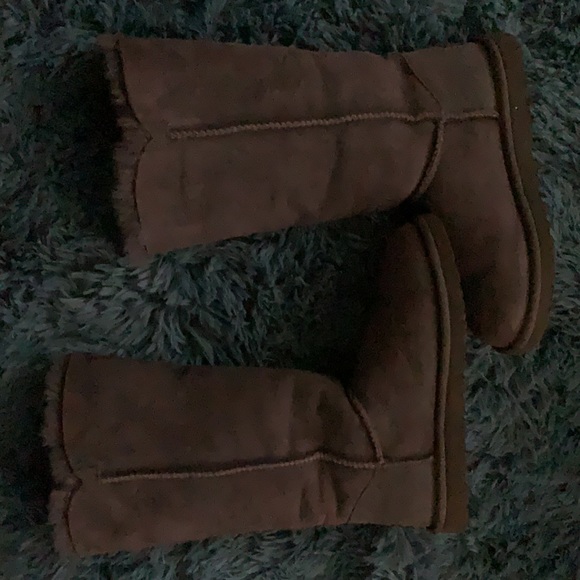 Ugg Bailey button boots